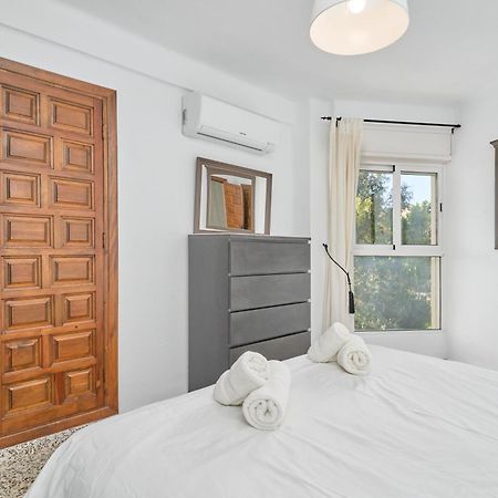 Bright And Spacious 2 Bed Apt Nerja Extérieur photo