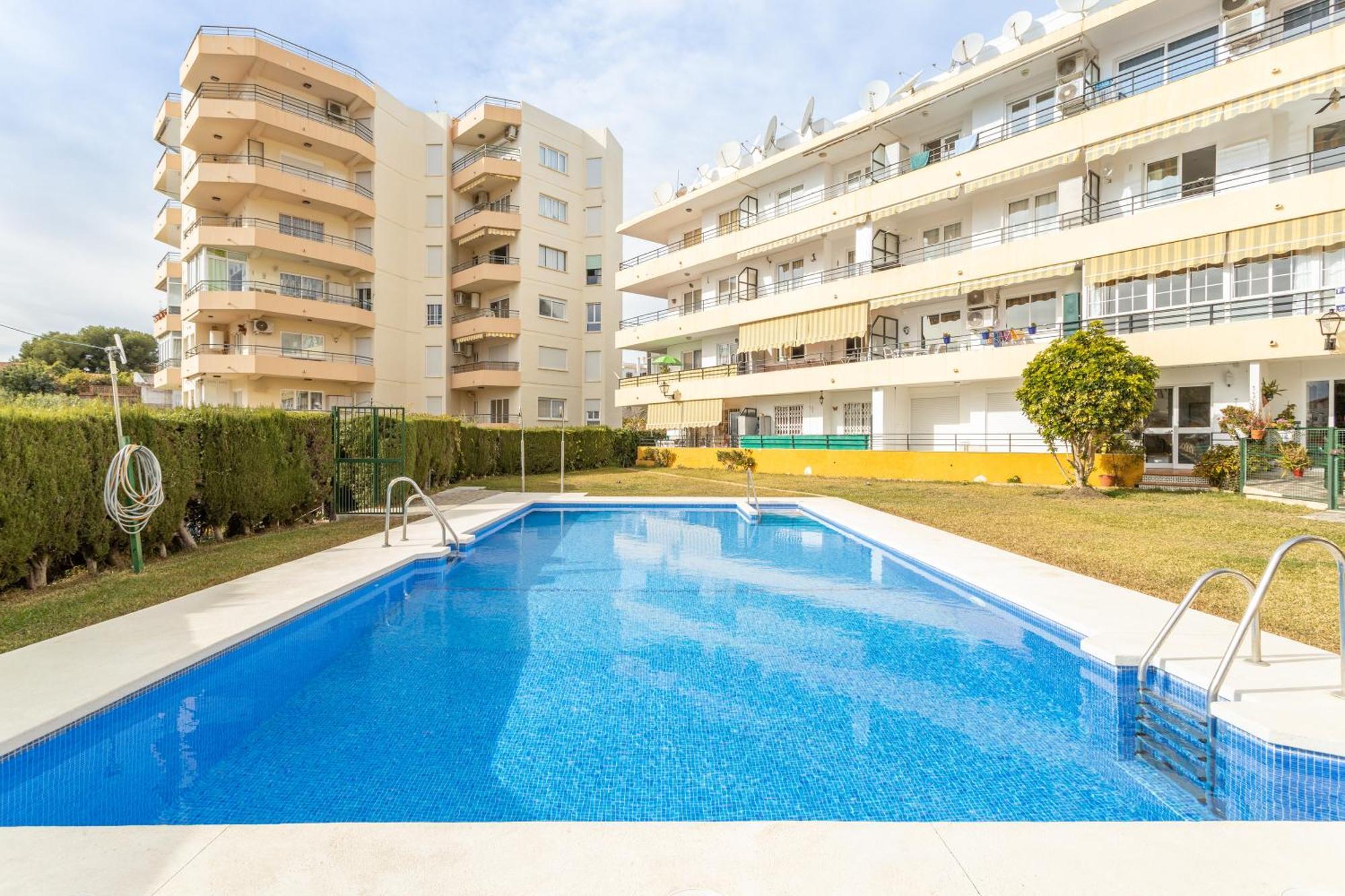Bright And Spacious 2 Bed Apt Nerja Extérieur photo