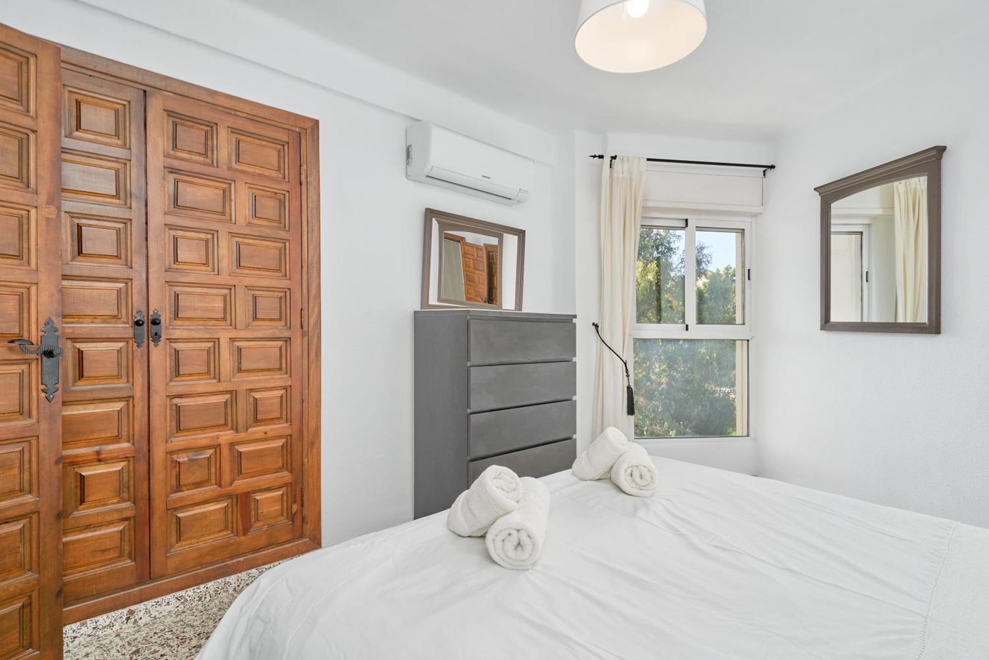 Bright And Spacious 2 Bed Apt Nerja Extérieur photo