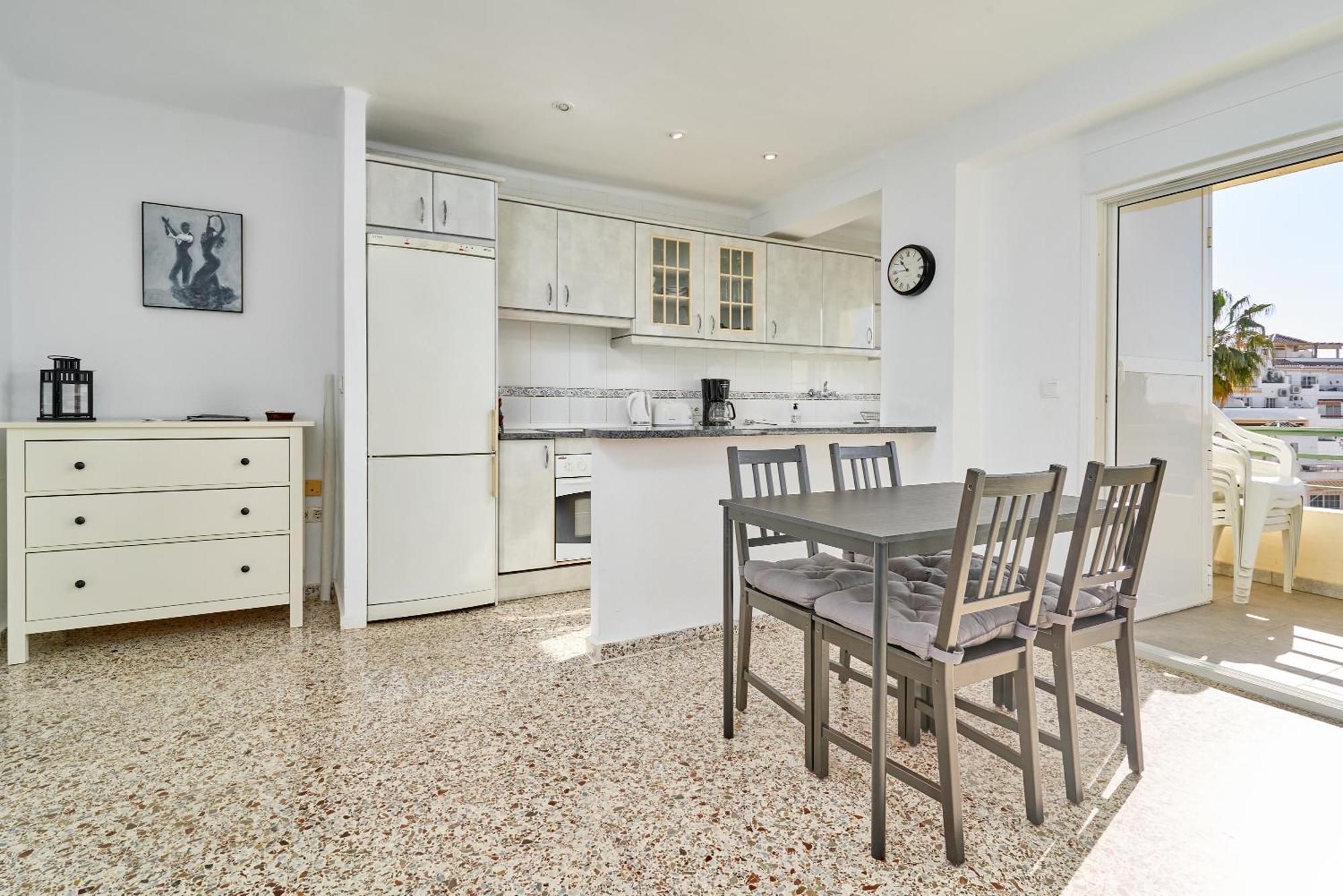 Bright And Spacious 2 Bed Apt Nerja Extérieur photo