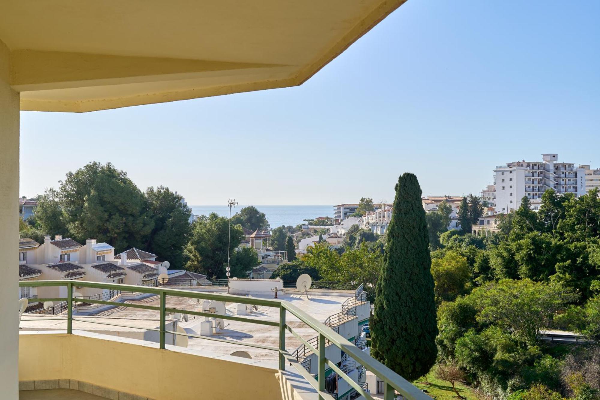 Bright And Spacious 2 Bed Apt Nerja Extérieur photo