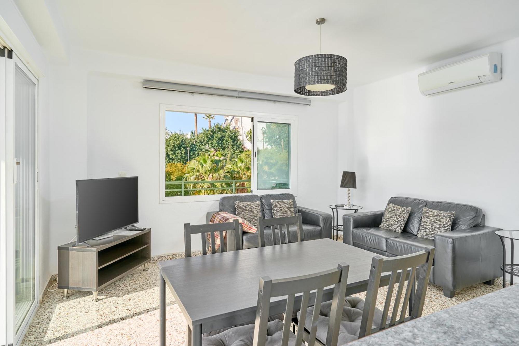 Bright And Spacious 2 Bed Apt Nerja Extérieur photo