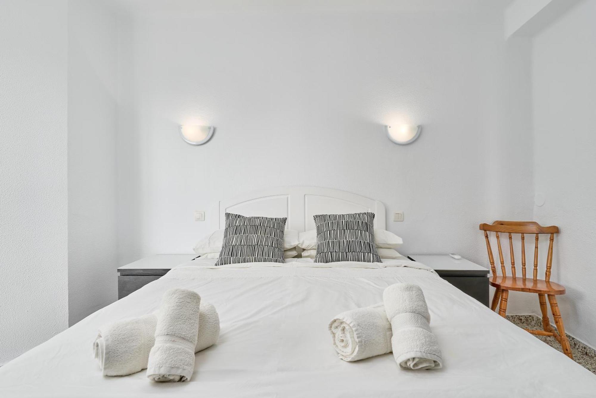 Bright And Spacious 2 Bed Apt Nerja Extérieur photo